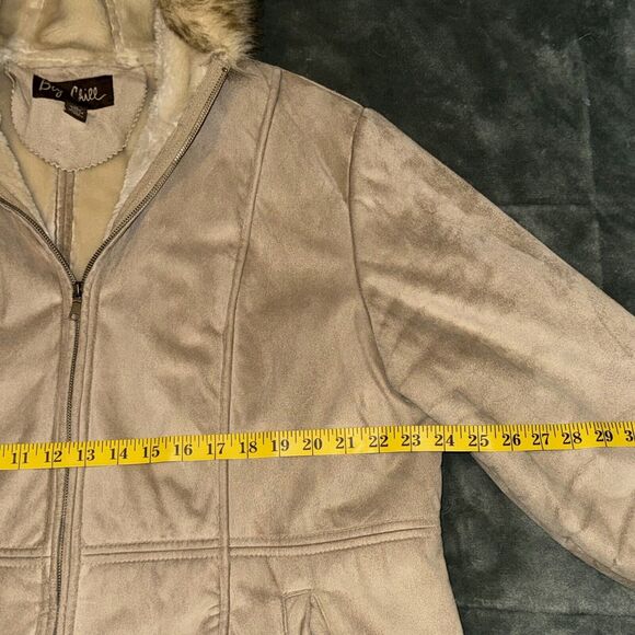 Big Chill Women’s Jacket 1X Tan Faux Fur Hooded Full Zip Fur Lined Plus Size - Picture 4 of 8